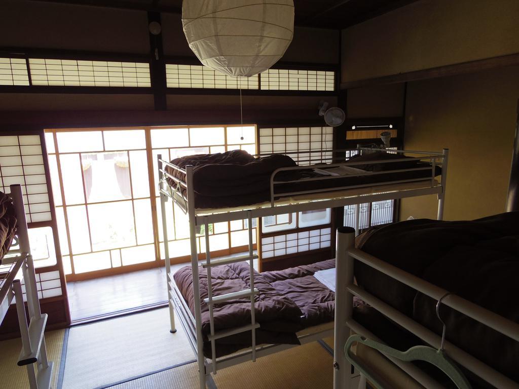 Kominka Guesthouse Hagi Akatsukiya Zimmer foto